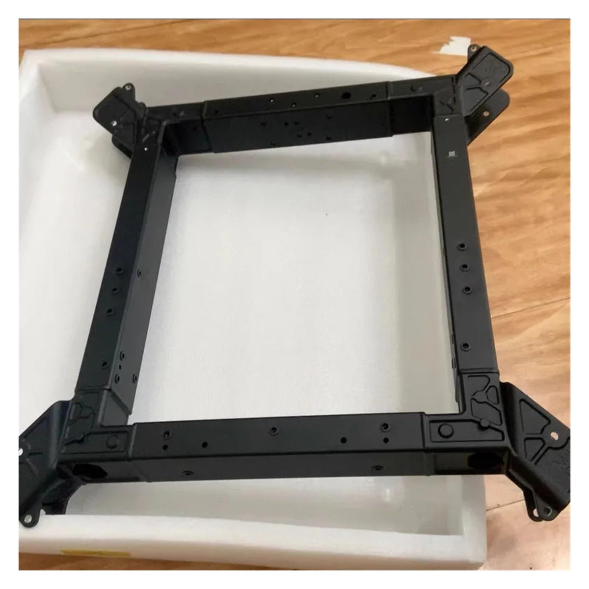 Main Frame Module O895712